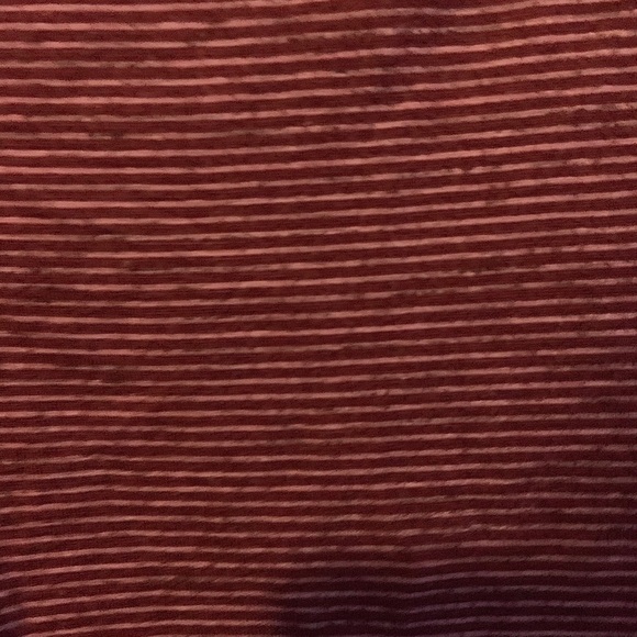 t-shirt - Picture 2 of 2